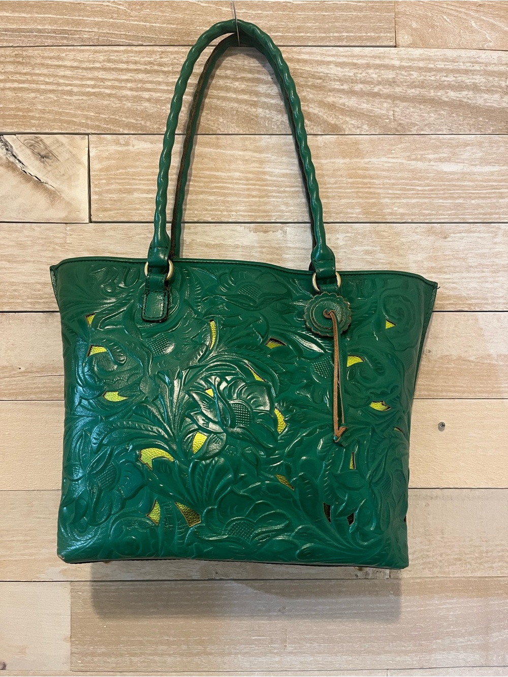 Patricia Nash Adeline leather cutout tooled tote crossbody with wallet - Picture 3 of 16